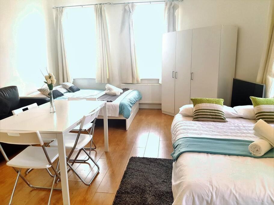 Excellent Studio Flat In Λονδίνο Εξωτερικό φωτογραφία